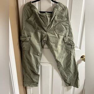 American Eagle Cargo Pants